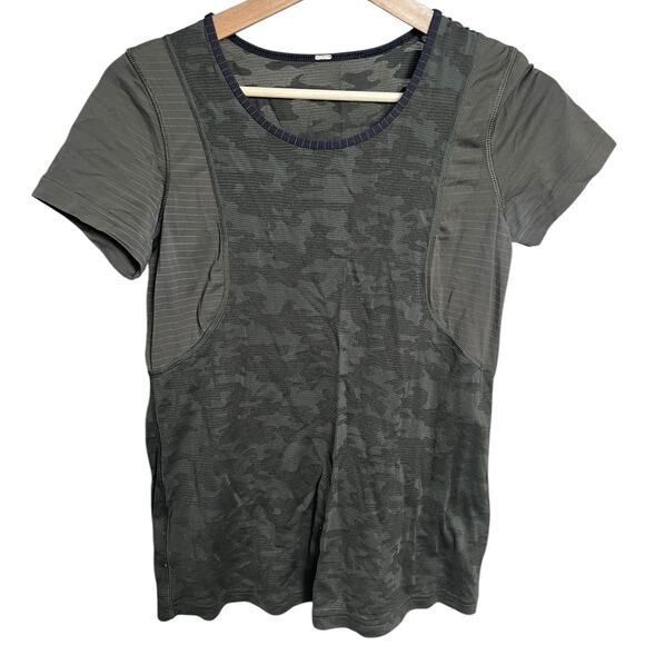 Lululemon Camouflage Short Sleeve Top Women’s Run Green *Dimensions In Pictures - Picture 1 of 5